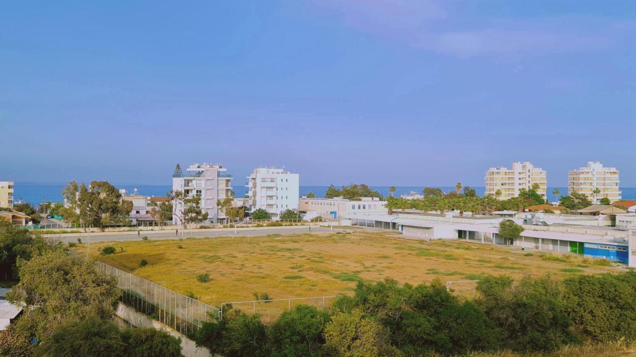 Stay Camelia Apartment Ларнака Екстериор снимка