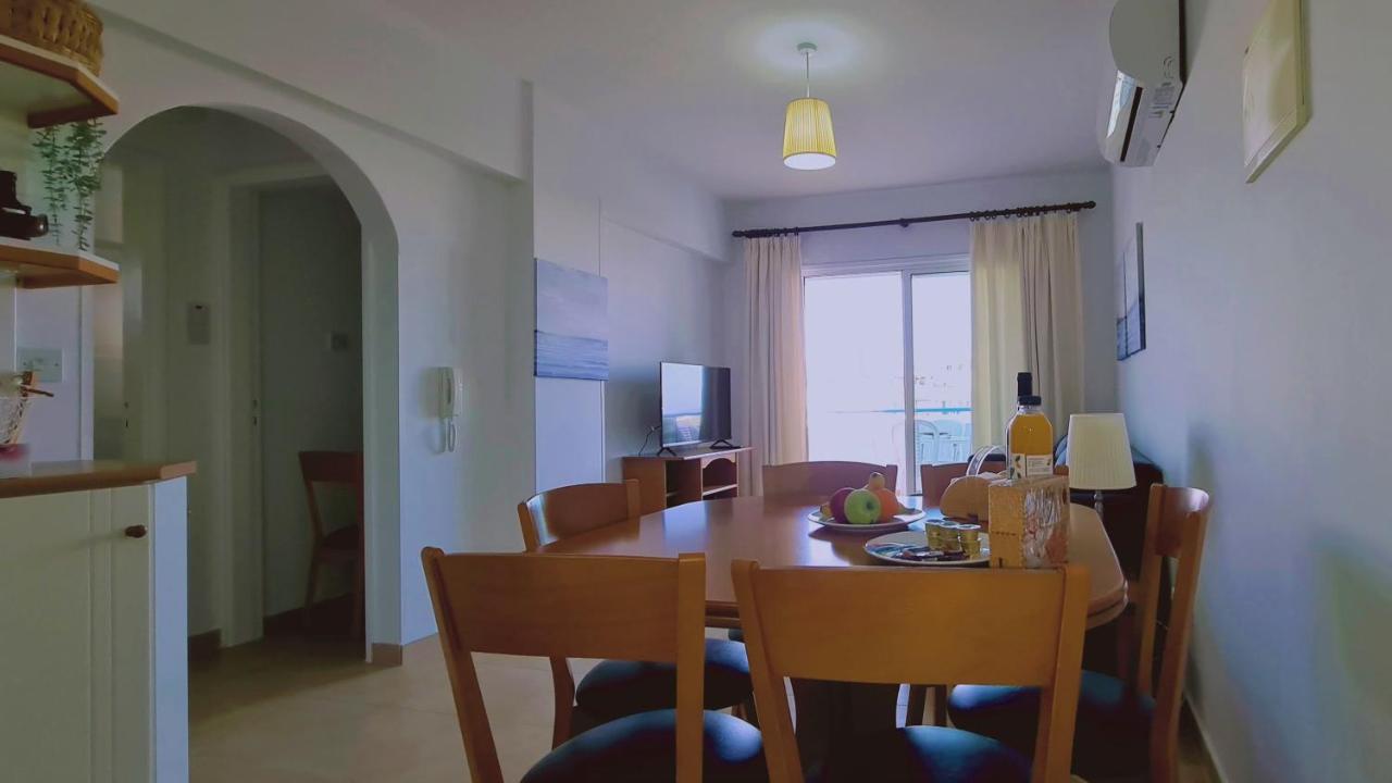 Stay Camelia Apartment Ларнака Екстериор снимка
