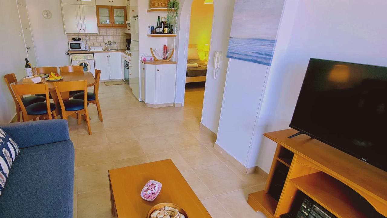 Stay Camelia Apartment Ларнака Екстериор снимка