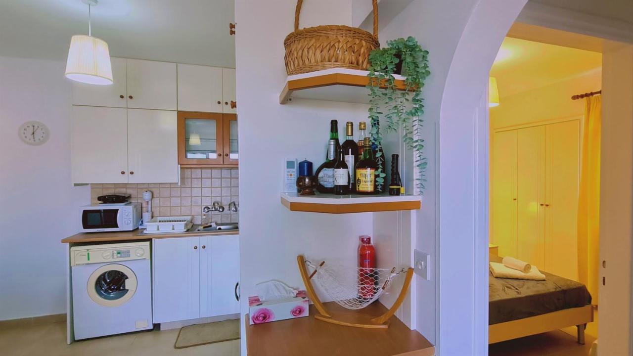 Stay Camelia Apartment Ларнака Екстериор снимка